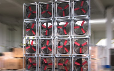 Utilisez des ventilateurs de Dryfast pour refroidissement et rafraîchissant pendant ces périodes chauds.